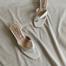 Cargar imagen en el visor de la galería, Sandalias latte de orcapoyo y tacón *LIQUIDACIÓN*