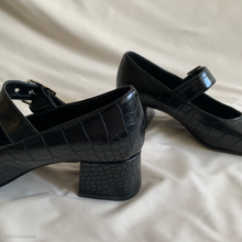 Cargar imagen en el visor de la galería, Mary janes negro cocodrilo *LIQUIDACIÓN*