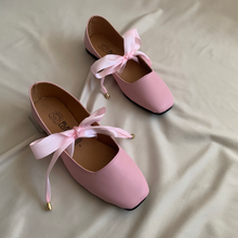 Cargar imagen en el visor de la galería, Ballerinas con listón