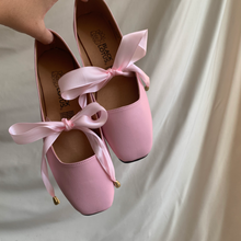 Cargar imagen en el visor de la galería, Ballerinas con listón
