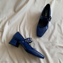 Cargar imagen en el visor de la galería, Mary janes azul charol