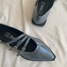 Cargar imagen en el visor de la galería, Ballerinas en punta con tres correas