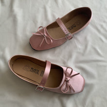 Cargar imagen en el visor de la galería, Ballerinas con moño satén