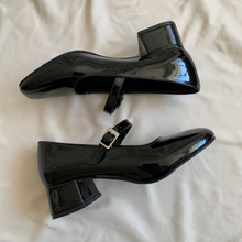 Cargar imagen en el visor de la galería, Mary janes negro charol