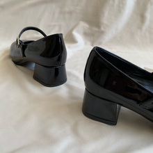 Cargar imagen en el visor de la galería, Mary janes negro charol