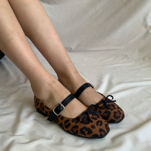 Cargar imagen en el visor de la galería, Ballerinas con moño (animal print)