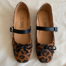 Cargar imagen en el visor de la galería, Ballerinas con moño (animal print)