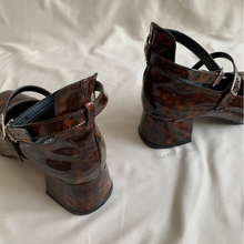 Cargar imagen en el visor de la galería, Mary janes carey