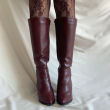 Cargar imagen en el visor de la galería, Bota alta tinto mate