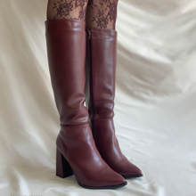 Cargar imagen en el visor de la galería, Bota alta tinto mate
