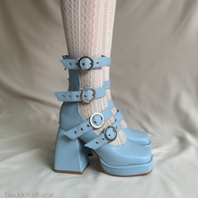 Cargar imagen en el visor de la galería, Zapatos gladiador baby blue *edición limitada*