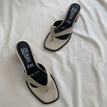 Cargar imagen en el visor de la galería, Sandalias orcapoyo nude