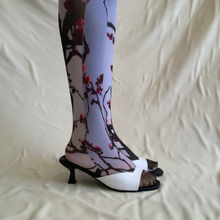 Cargar imagen en el visor de la galería, Sandalias kitten blancas una tira