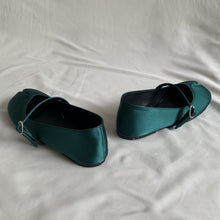 Cargar imagen en el visor de la galería, Ballerinas punta dividida lisas con correa