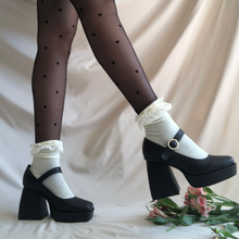 Cargar imagen en el visor de la galería, Zapatos negros de tacón cuadrado