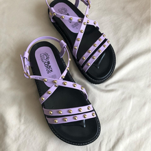 Cargar imagen en el visor de la galería, Sandalias cruzadas con perlitas