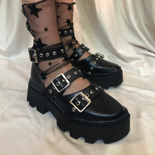 Cargar imagen en el visor de la galería, Zapatos de tres hebillas negros