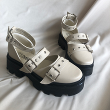 Cargar imagen en el visor de la galería, Zapatos de tres hebillas nude