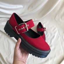 Cargar imagen en el visor de la galería, Zapatos Mary Jane rojo cereza