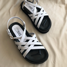 Cargar imagen en el visor de la galería, Sandalias de tiritas intercaladas