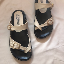 Cargar imagen en el visor de la galería, Sandalias doble hebilla cruzadas