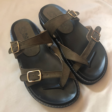 Cargar imagen en el visor de la galería, Sandalias doble hebilla cruzadas