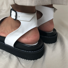 Cargar imagen en el visor de la galería, Sandalias doble tira