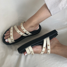 Cargar imagen en el visor de la galería, Sandalias de perlitas