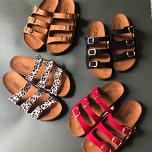 Cargar imagen en el visor de la galería, Sandalias de corcho tres hebillas