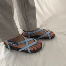 Cargar imagen en el visor de la galería, Sandalias de corcho tiritas