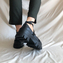 Cargar imagen en el visor de la galería, Zapatos con cintas  (todos los colores)