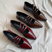 Ballerinas en punta con tres correas