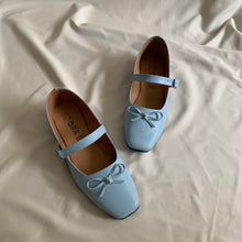Cargar imagen en el visor de la galería, *PAR ÚNICO* Ballerinas con moño baby blue talla 25
