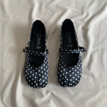 Cargar imagen en el visor de la galería, *PAR ÚNICO* Ballerinas polka talla 24
