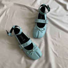 Cargar imagen en el visor de la galería, *PAR ÚNICO* Ballerinas azul aguamarina talla 24
