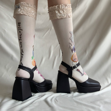 Cargar imagen en el visor de la galería, Zapatos con pulsera café mate
