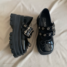 Cargar imagen en el visor de la galería, Ballerinas maxi con moño y ojillos
