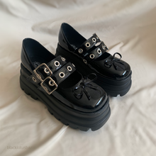 Cargar imagen en el visor de la galería, Ballerinas maxi con moño y ojillos
