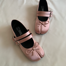 Cargar imagen en el visor de la galería, Ballerinas punta dividida con doble correa *Edición Summer*
