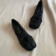 Cargar imagen en el visor de la galería, Ballerinas punta dividida con resorte *Edición Summer*
