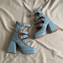 Cargar imagen en el visor de la galería, Zapatos gladiador baby blue *edición limitada*
